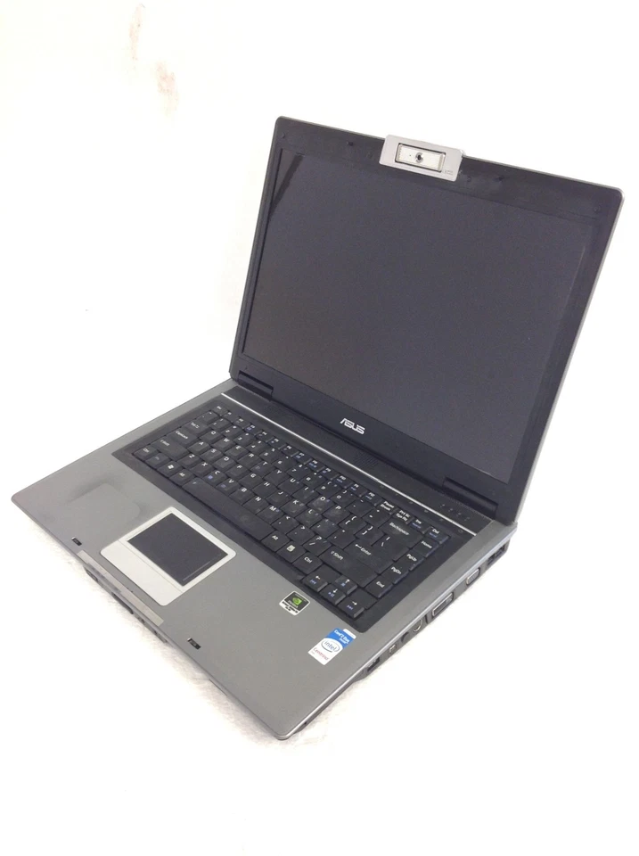 Asus F3S Notebook PC Intel Core 2 Duo T7300 2.0GHz 15.4" Laptop con 4GB RAM, No HD - Immagine 3 di 4