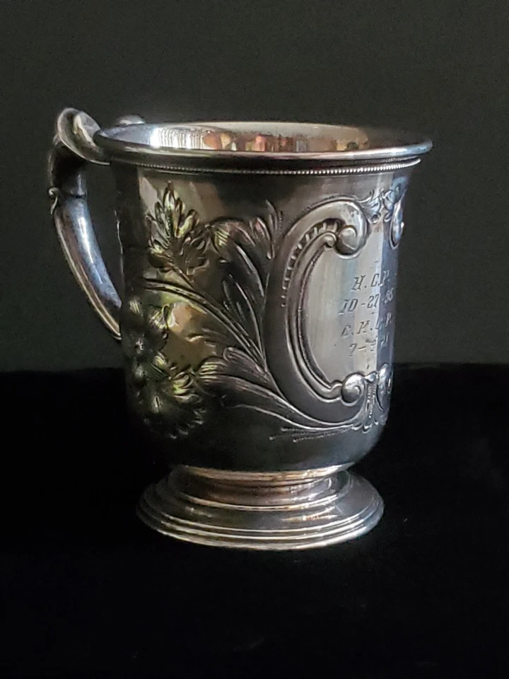 Antigua taza de presentación Gorham Sterling 1894 reposada floral 3,5" de alto 136 g Foto 4 de 4