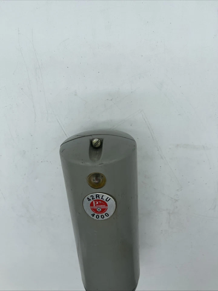 Allen Bradley Photoswitch 42RLU-4000B Series B Retroreflective Control(1122) - Image 3 of 4