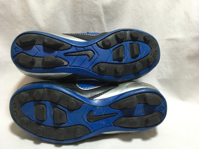 Nike Kids Soccer Cleats/ Kids Size 12/ Black With Blue Swoosh | eBay