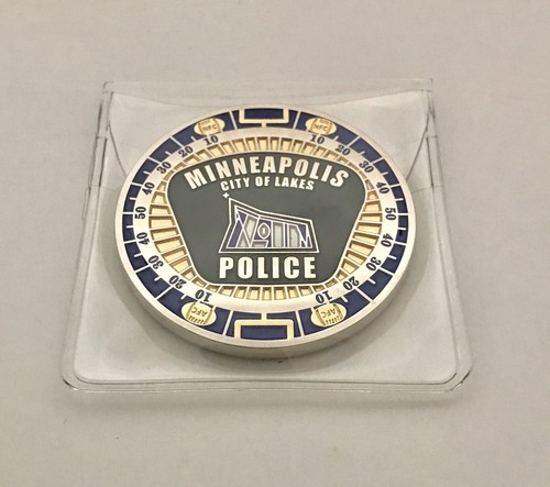 Minneapolis Super Bowl 52 LII MPD Police NFL Bank Stadium Challenge Coin Eagles - Picture 5 of 7