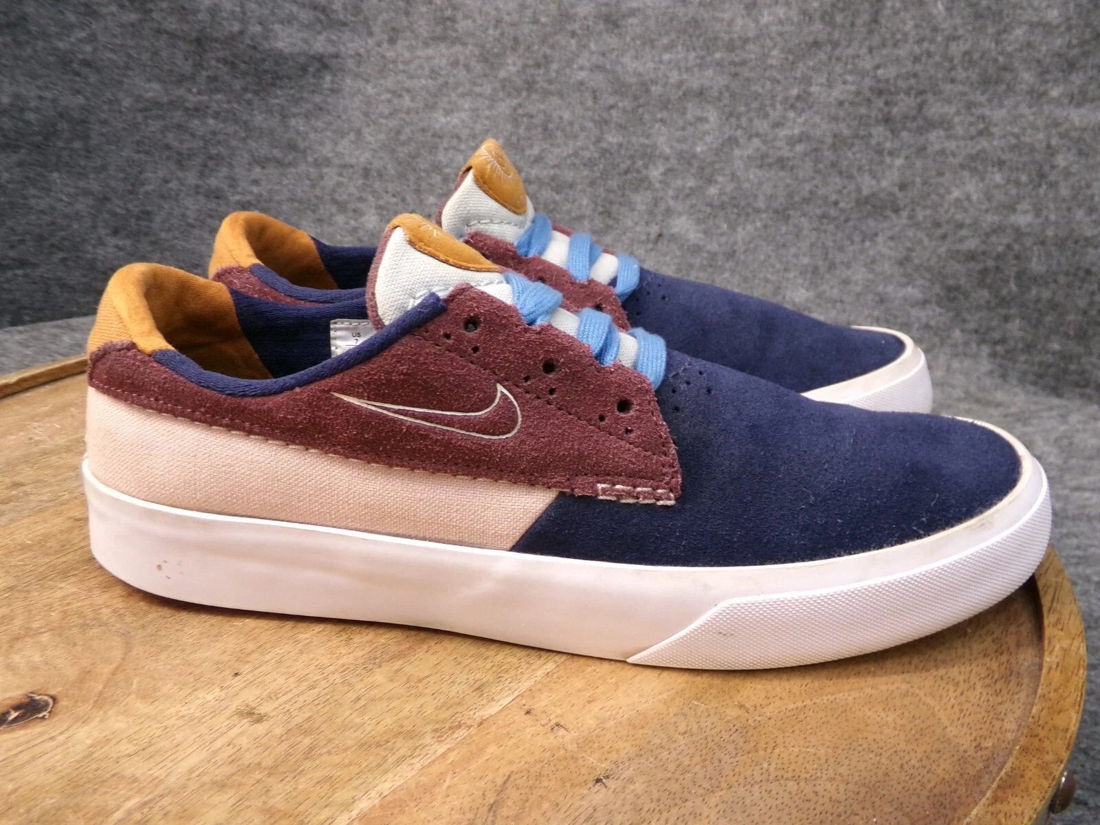 Scarpe Nike da uomo SB Shane Midnight Navy Sail Dark Wine scamosciate taglia 7 US BV0657 404