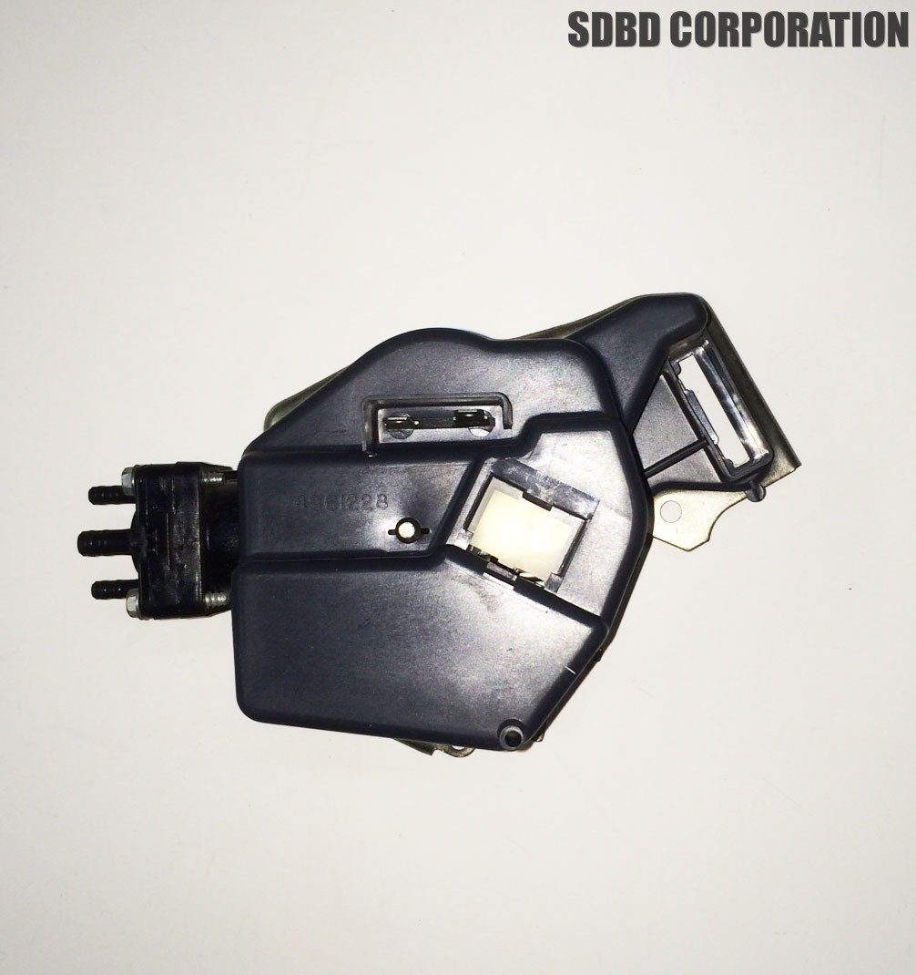 4月1日 1976-1983 Chevrolet Monte Carlo GM NOS Windshield Washer
