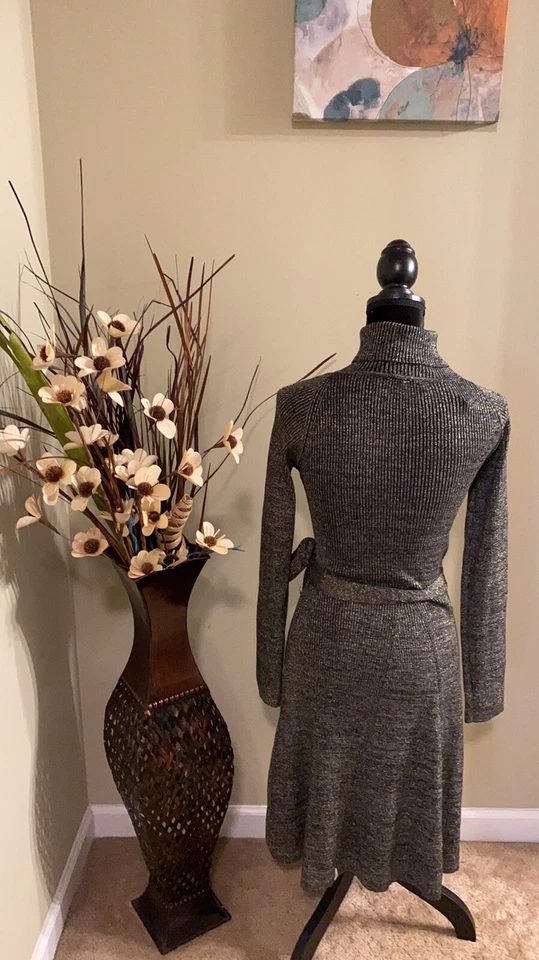 Alex Marie WOMEN Sweater DRESS. SIZE M $139+ Tax Foto 2 de 3