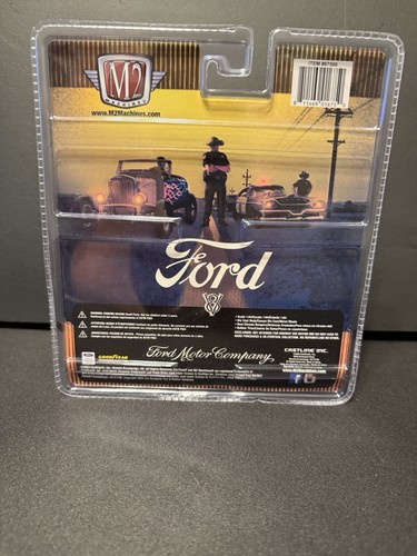 M2 Machines 1932 Ford Roadster Diorama Gold Chase 1 of 750 - Picture 3 of 3