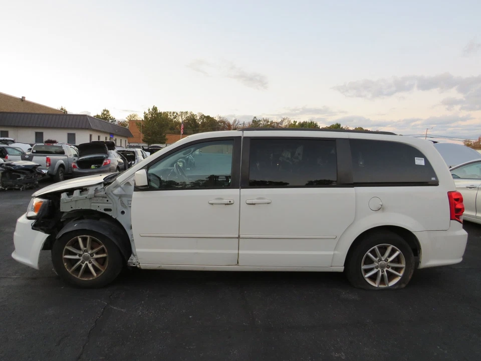 2013 Dodge Caravan Wiper Arm LH OEM 68160179AA - Image 3 of 4