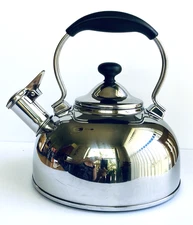 Chantal Stainless Steel 1.8 qt. Whistling Teapot Kettle - SL37-UPT - Light Wear