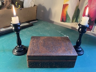 ZWEI ALTE GEDRECHSELTE ECHTE EBENHOLZ KERZENLEUCHTER um 1920 5 ZOLL GROSS
