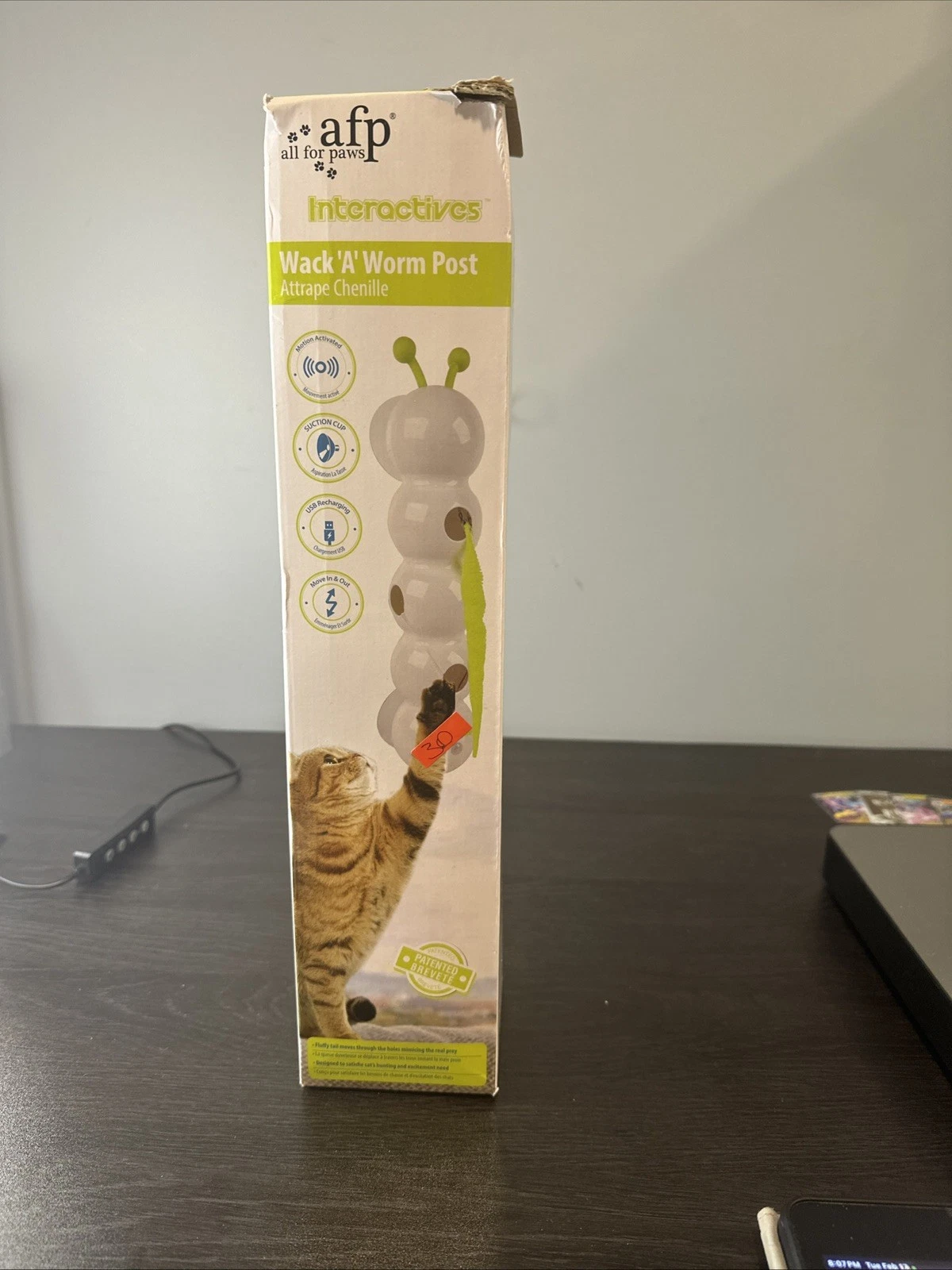 Caterpillar Smart Cat Toy –Smart Motion Cat Toy with Worm Design JQ