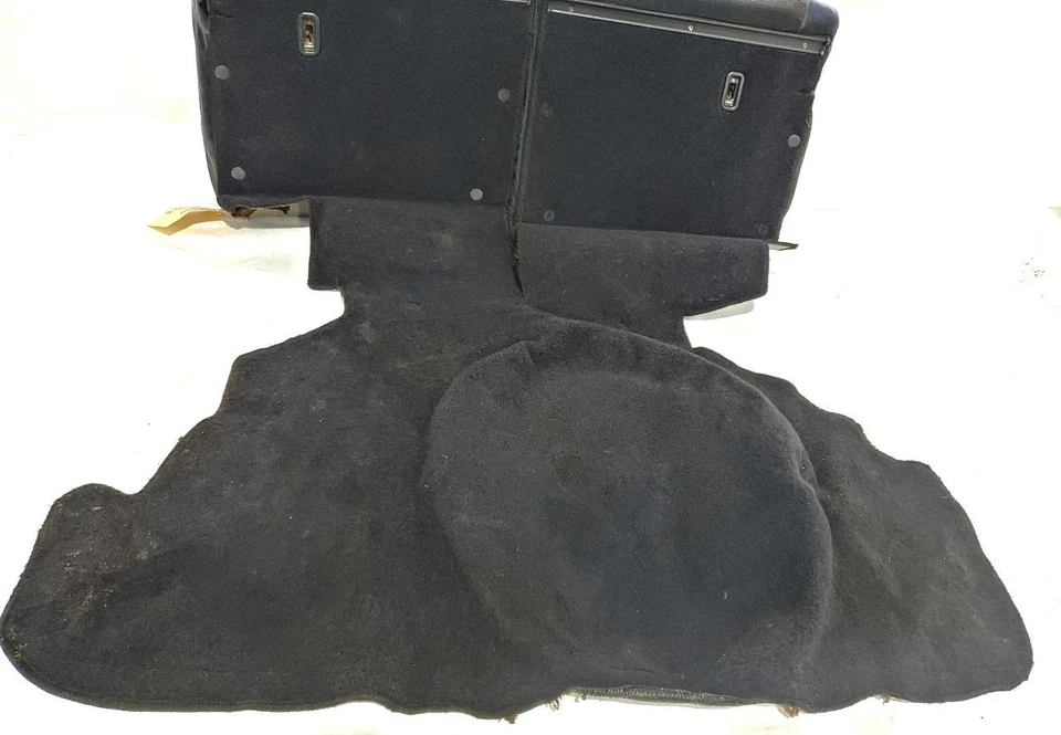 Reposapiés de asiento trasero Toyota Celica 1988 OEM Foto 4 de 4