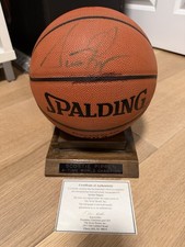 Scottie Pippen Basketball Cards and Autograph Memorabilia Guide 9