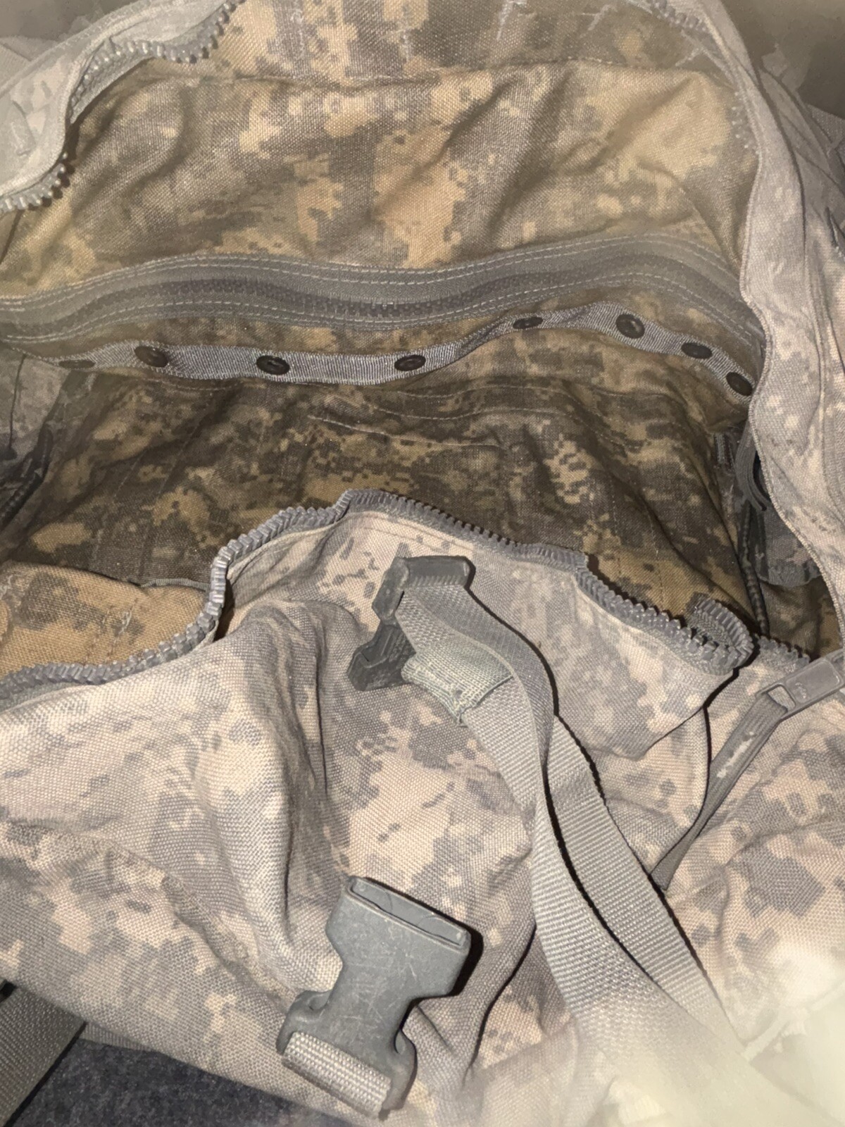 Army/military Large Rucksack Complete Field Pack Set w/ Straps, Frame, Belt