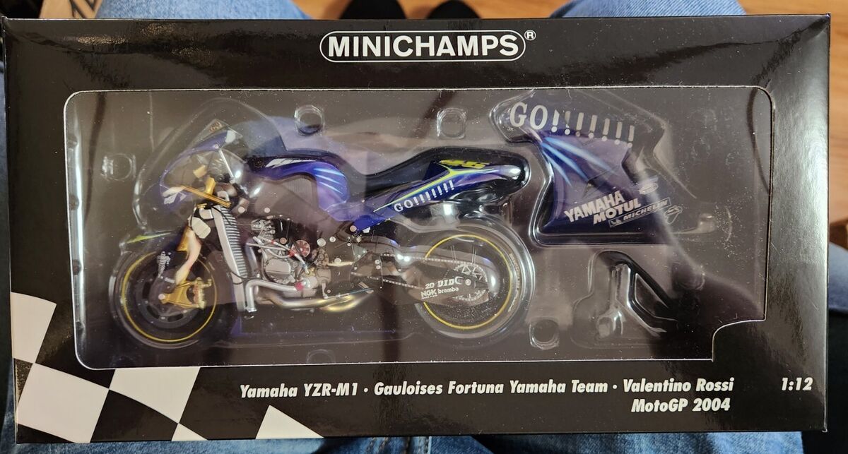 ミニチャンプス 1/12 Yamaha YZR-M1 Valentino Rossi Gauloises ミニチャンプス 1/12 Yamaha YZR-M1 Valentino Rossi Gauloises