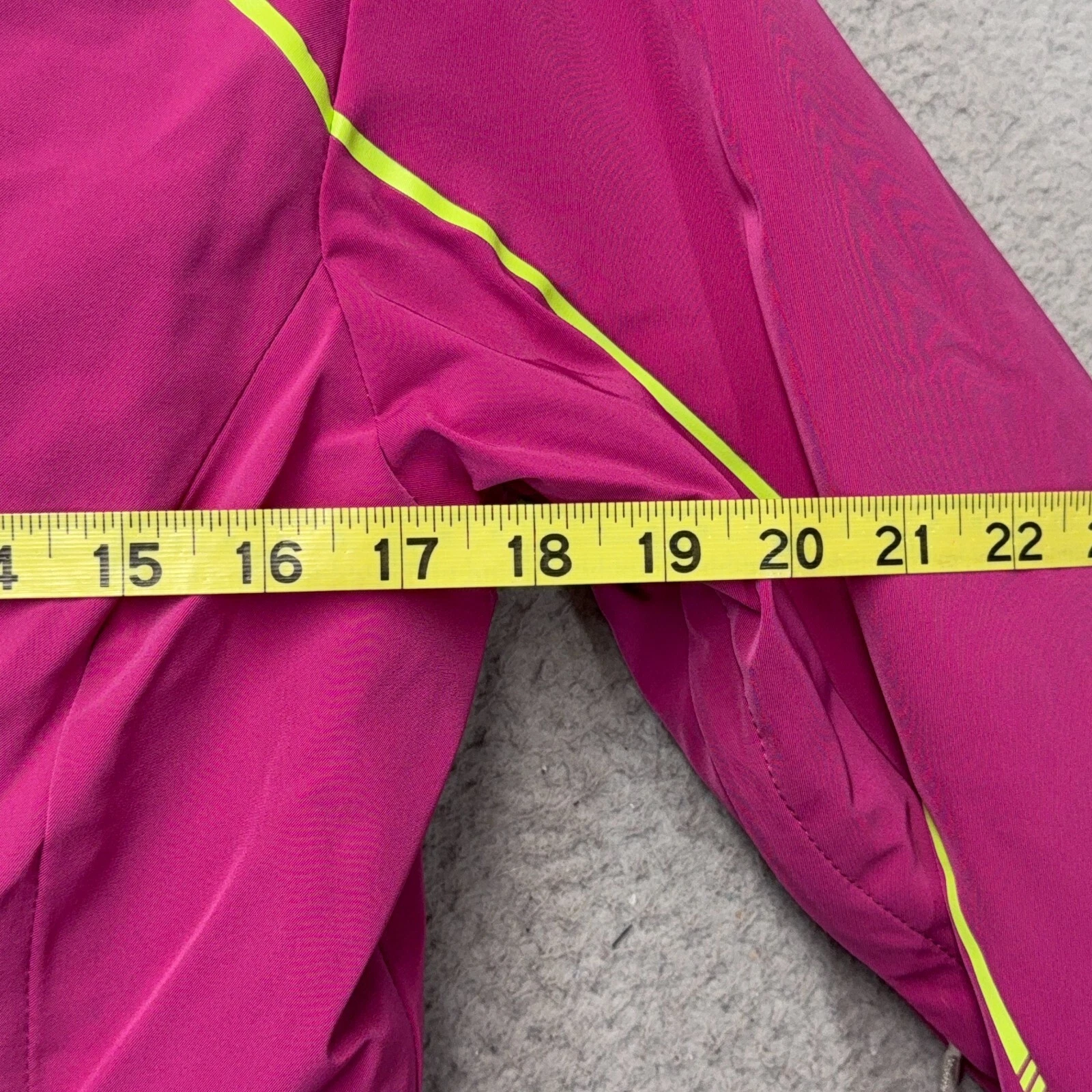 descente snowboard full zip heat navi vented jacket