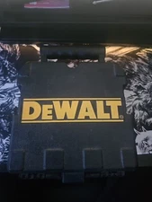 Dewalt DW088cg laser level