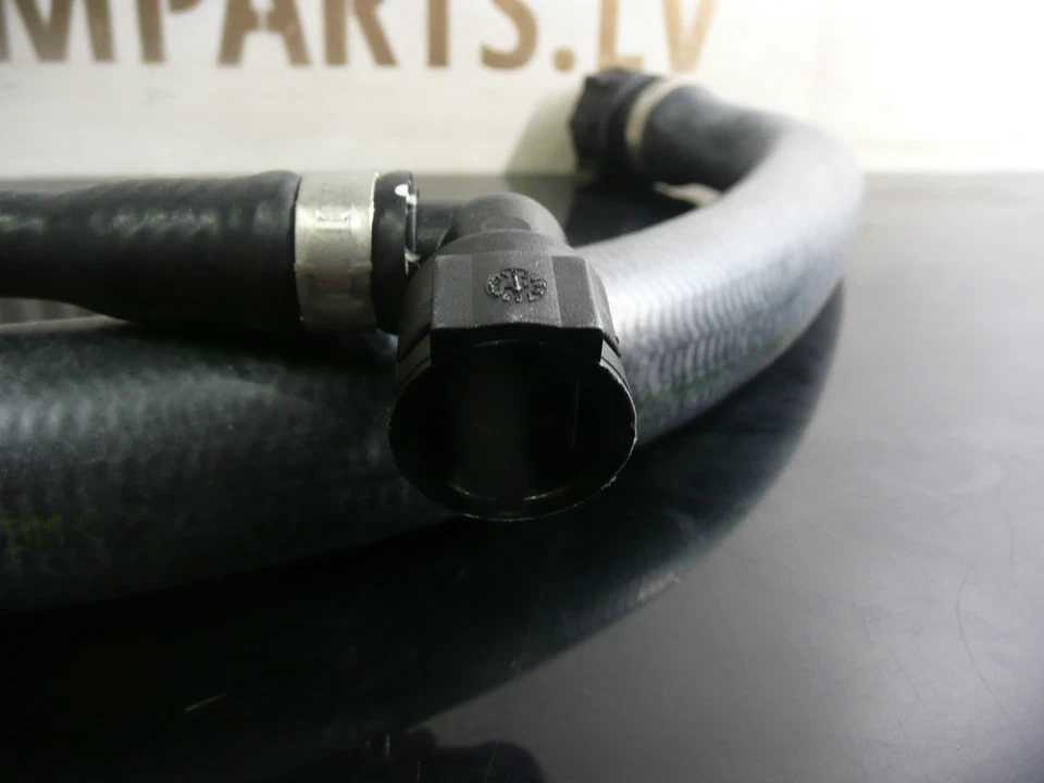 NEW BM BMW E60 E61 E63 E64 525d 530d 535d 635d RADIATOR COOLANT HOSE 7787449 - Image 3 of 4