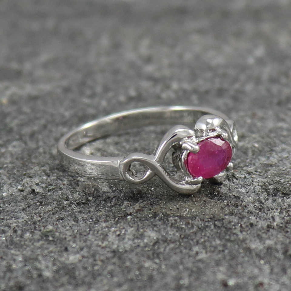 Engagement Pink Ruby 925 Sterling Silver Vintage Silver Ring Size US 8.25 - Image 4 of 4