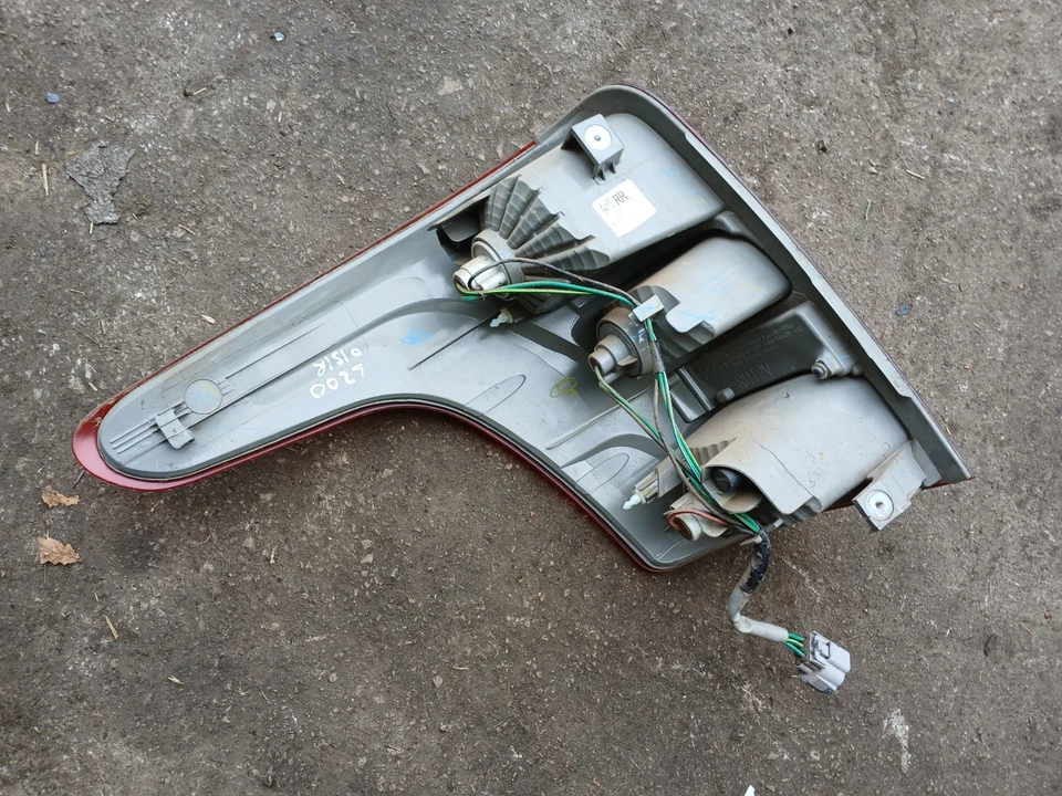 LUZ TRASERA MITSUBISHI L200 O/S CONDUCTOR DERECHO VER FOTOS 8330A946 2015-2019 2017 ~ Foto 3 de 4