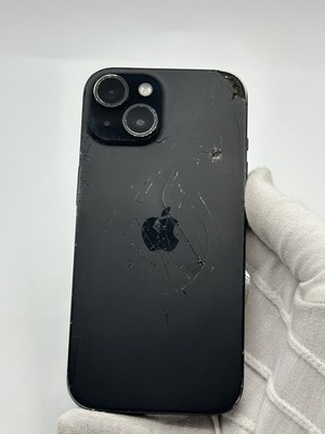 Apple iPhone 15 - 128GB - Schwarz (Ohne Simlock) - Beschädigt