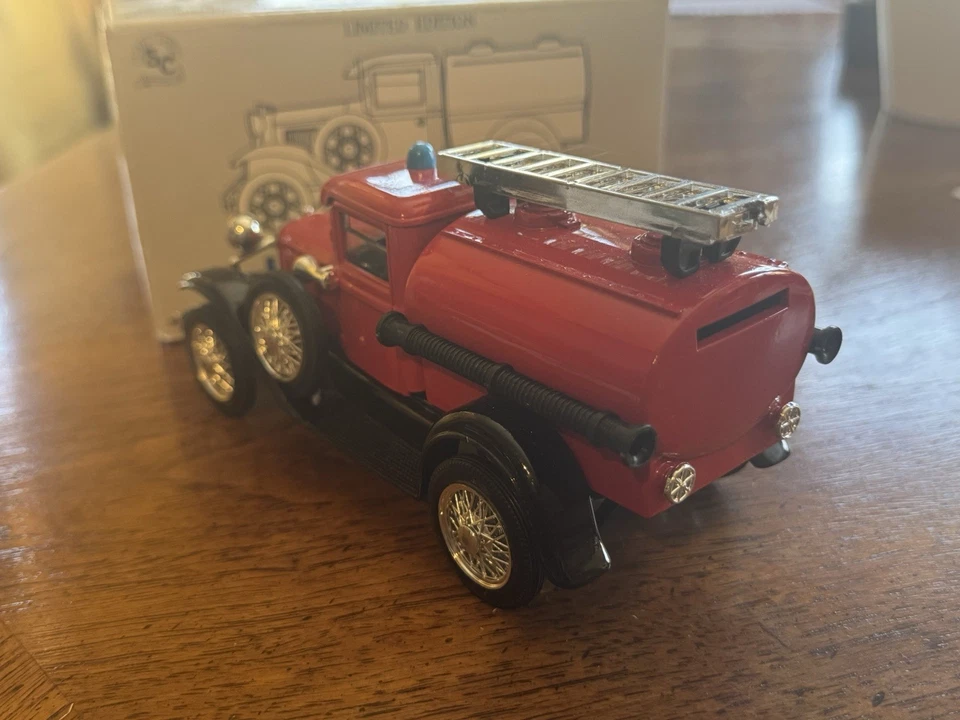 Liberty Classics Model A Tanker Fire Truck 1/25 Scale Die-Cast Coin Bank Limited - Image 4 of 4