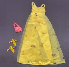 Vintage Superstar Era Barbie Flowery Delight Dress 2302 1978 Get Ups  Go GUAG