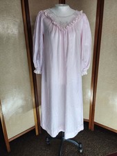 Miss Elaine Nightgown Long Sleeve Full Length Pink Sz M VTG Prairie Granny Core