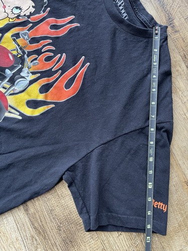 Betty Boop Motorcycle Flames 2022 Graphic T-shirt Large Black Short Sleeve - Picture 11 of 16
