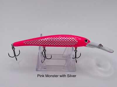 Bandit Walleye Deep Lure - Custom Painted - Pink Monster with Silver