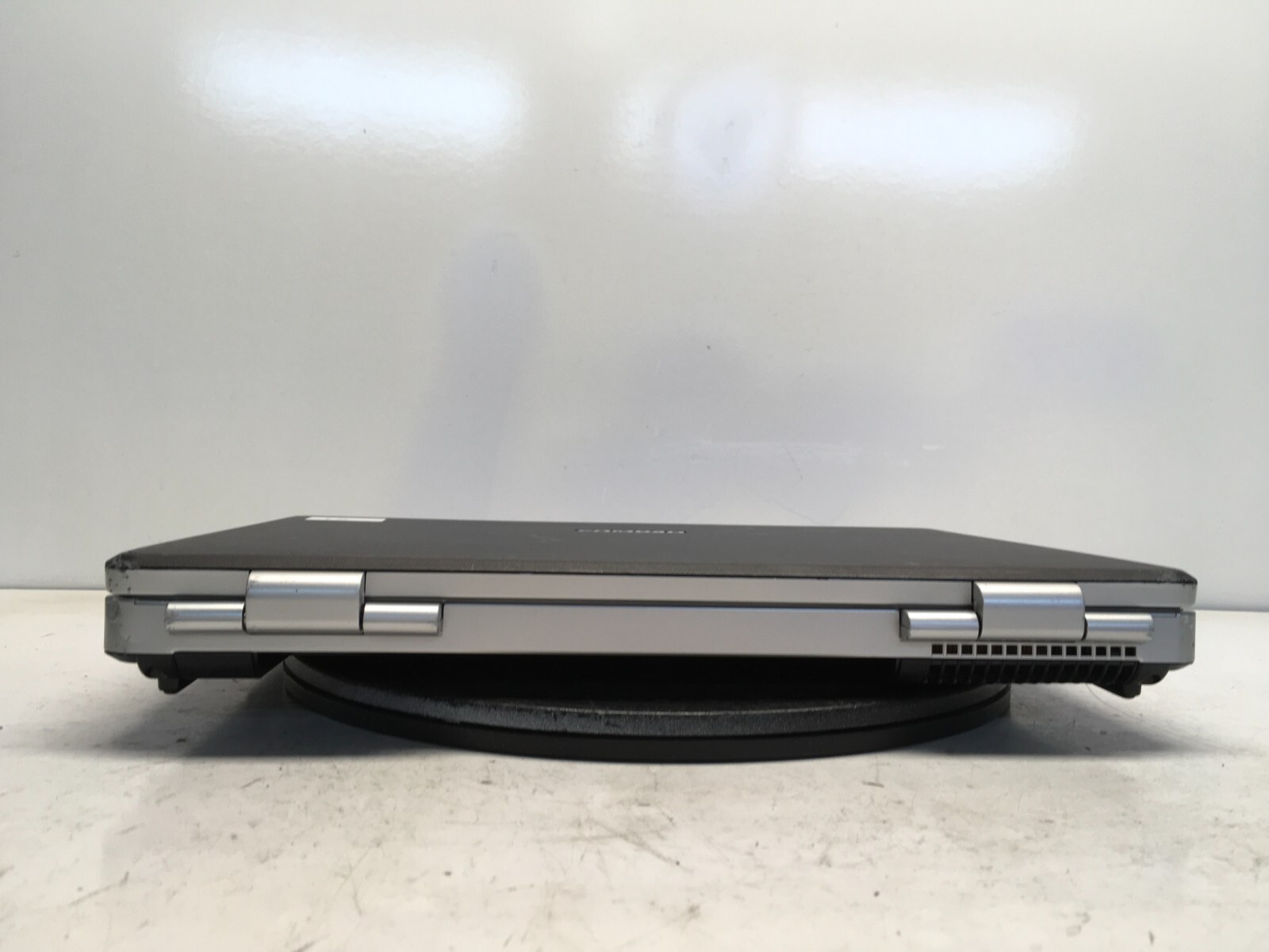 Compaq Presario C300 C304NR Intel Celeron M 420 1.6GHz 2 GB NO HDD No Batt