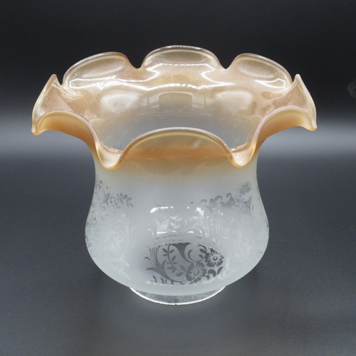 VTG. REPLACEMENT GLASS HURRICANE LAMP SHADE RUFFLE EDGE, FROSTED