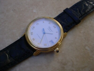 Elegant Chopard ref. 1169 18K Gold, Automatic. 32.5mm. Original Box Too.