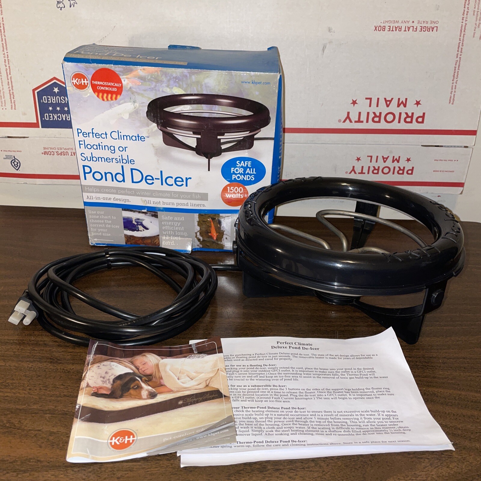 K&H Pet Perfect Climate Deluxe Pond DeIcer 1500 watts Black 9" x 9" x