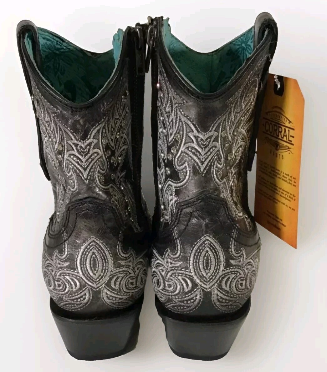 NEW Corral Ladies Black White Crystal Embroiders Snip Ankle Boot C3923 Size 11 M