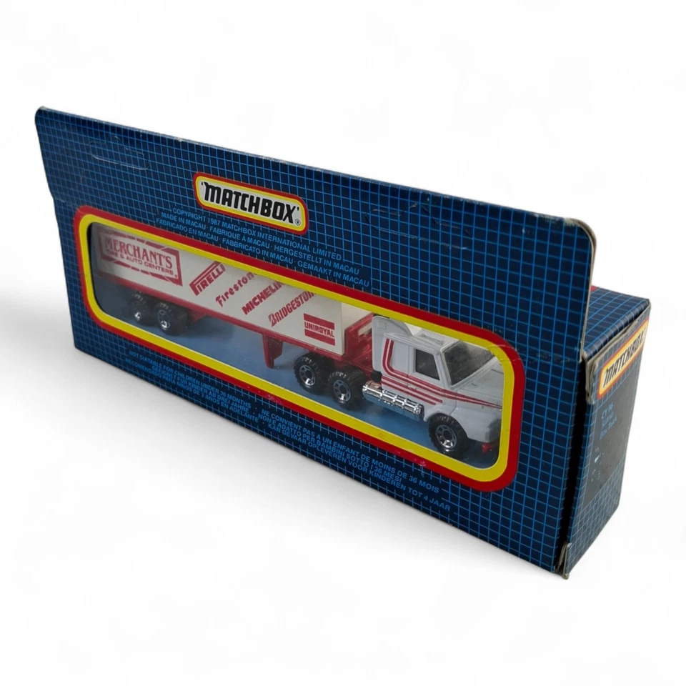 1987 Matchbox Convoy CY-16 SCANIA Box Truck Merchants 1:75 Die-cast model Boxed - Image 4 of 4