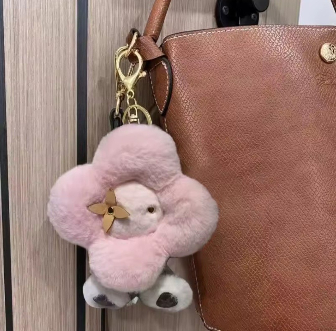 Plush Pink Clover Teddy Bag Charm Keyring Luxe Handbag Fashion Accessories
