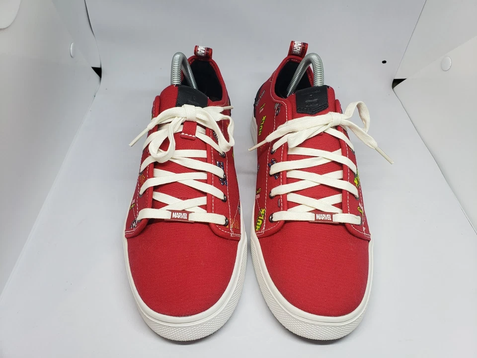 Toms X Marvel Travel Lite Mujer Talla 10 Rojo Bajo AOP Marvel Logotipos Tenis Hombres Talla 9 Foto 4 de 4