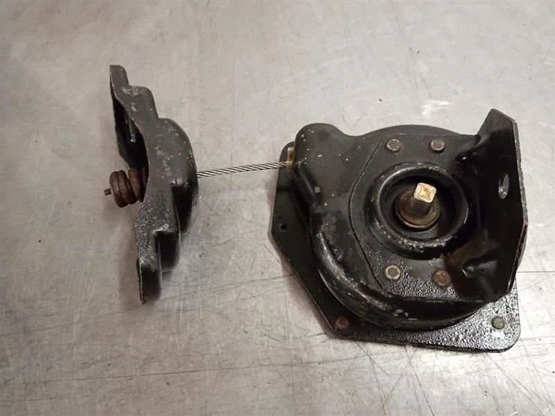 Portaruedas de repuesto de 2002 GMC YUKON XL 1500 8363978 Foto 3 de 4