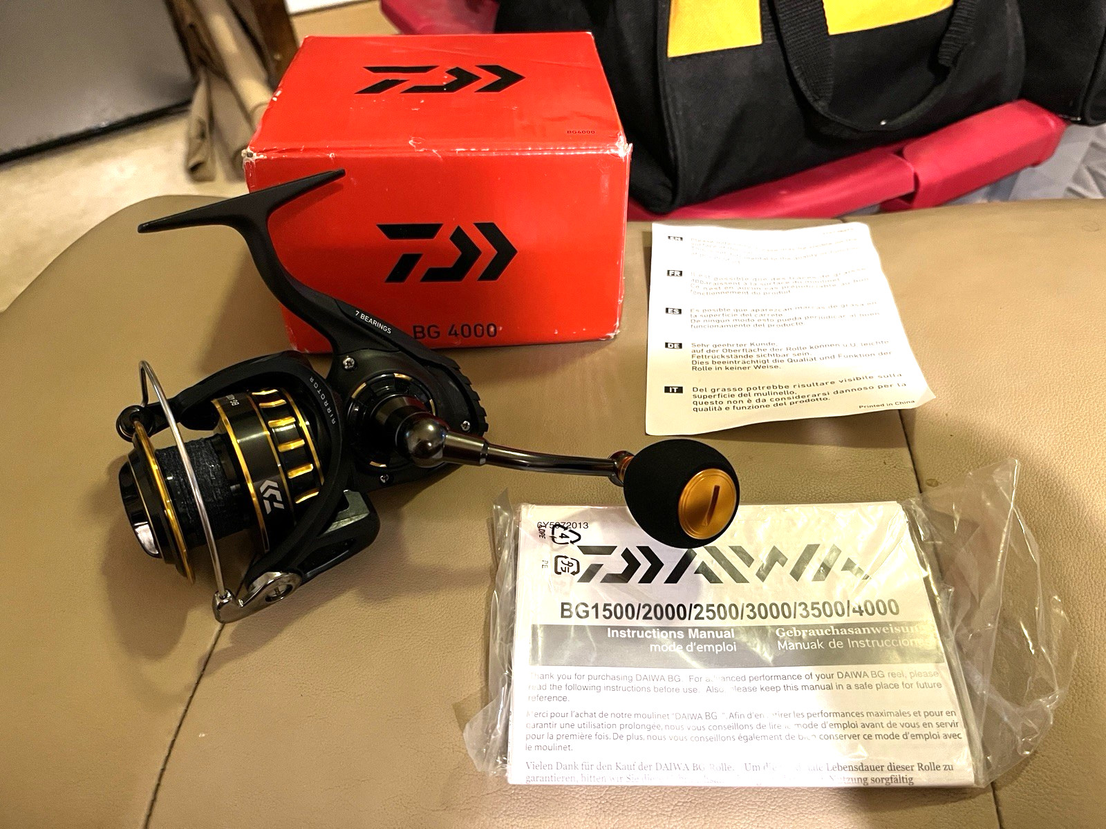 Daiwa BG4000 Spinning Fishing Reel W/ Upgraded EVA Foam Powe