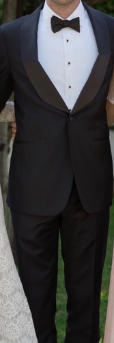 Timeless Men's 40-Reg Black Tuxedo