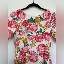 ASOS DESIGN Wiggle Mini Dress Floral Print Size 2 NWT