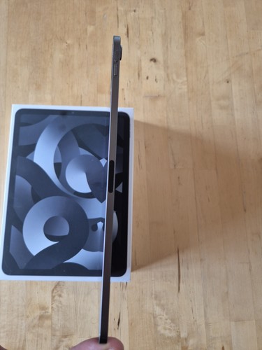 Apple iPad Air 5th Generation – 256GB – Wi-Fi – Space Gray - Afbeelding 7 van 9