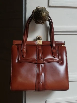 Petit sac en cuir camel ancien année 50 couture - Photo 1/4