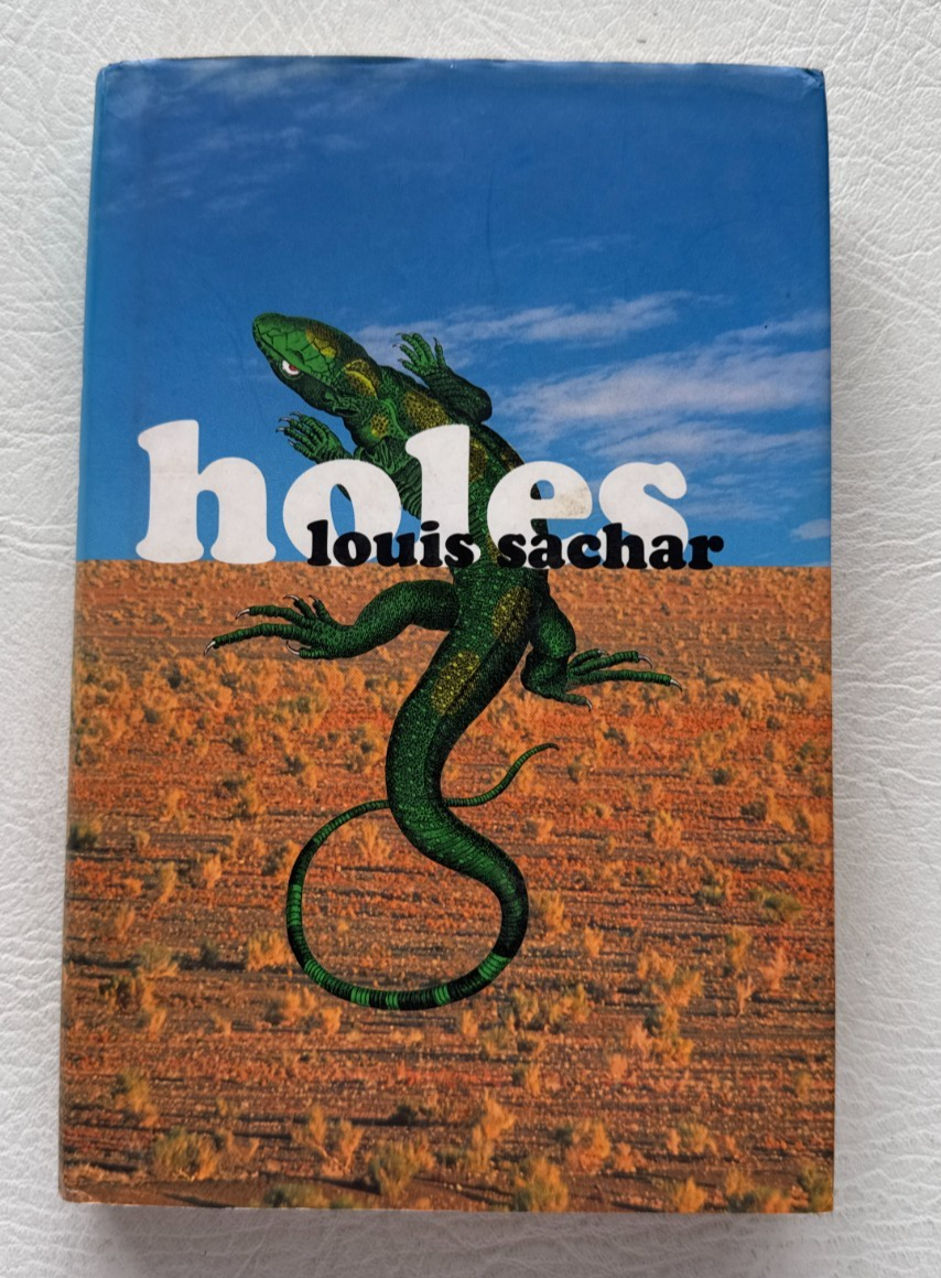 Holes by Louis Sachar *SIGNED* 1st edition hardcover, 2000