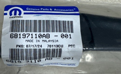 MOPAR 68197110AB Rear Wiper Arm GENUINE OEM - Foto 2 di 2
