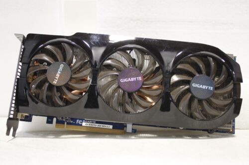 AMD Radeon GIGABYTE R9 200 HD 7900 WindForce 3GB GDDR5 GPU PCIe x16 3.0 DVI HDMI