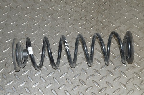 VW T-ROC A11 1.5 TSI 2021 RHD Stoßdämpferfeder hinten links 5q0511121bd 13948403