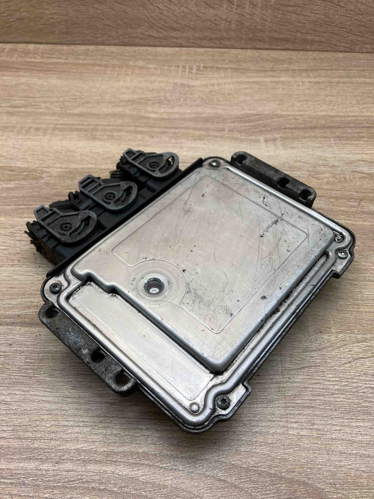 23710 AW38A 0281011644 Nissan Motor ECU Engine Module Unit Bosch 