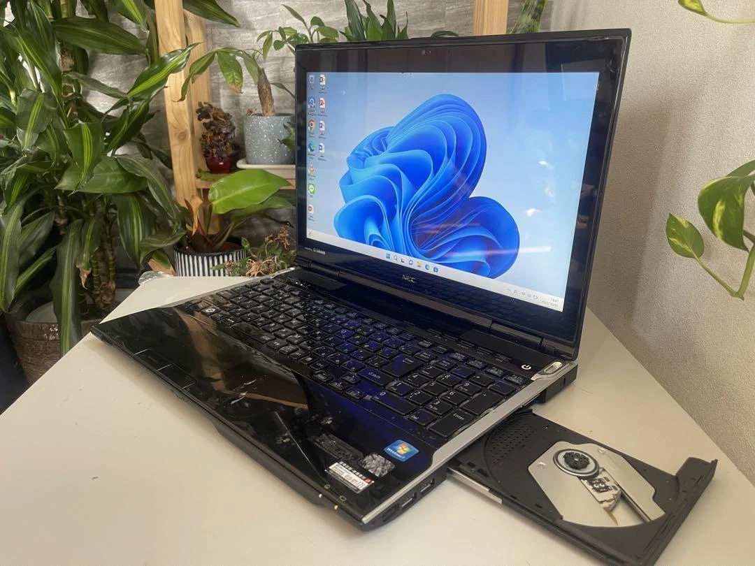 【お試し価格!】 NEC LaVie L PC-LL750HS6B