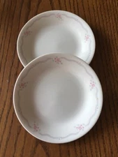 Pair Corelle English Breakfast Beige Pink Bread Dessert Salad Plate Dish