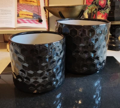 GISELA GRAHAM Glazed Ceramic Indoor Plant Pot Honeycomb - Black